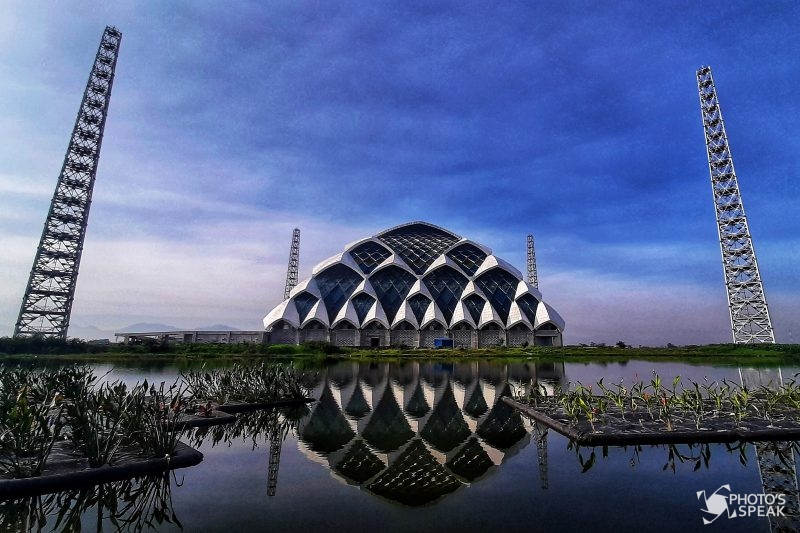 10 Tempat Wisata Religi Masjid Di Bandung Yang Unik Dan Menarik - Smart ...